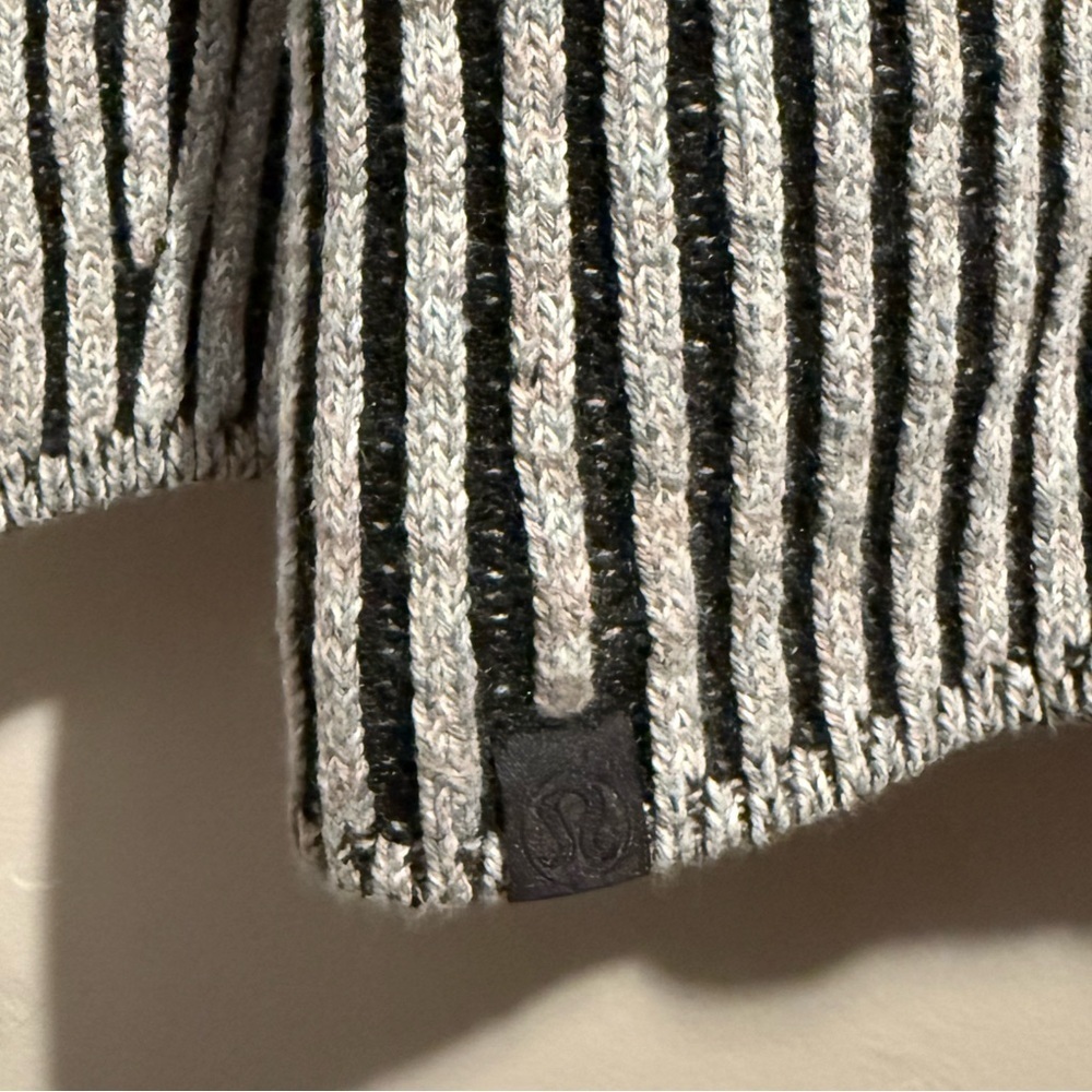 Lululemon Cotton-Cashmere Blend Sweater Wrap Powdered Clay/White/Lakeside Size 8 - Picture 11 of 15